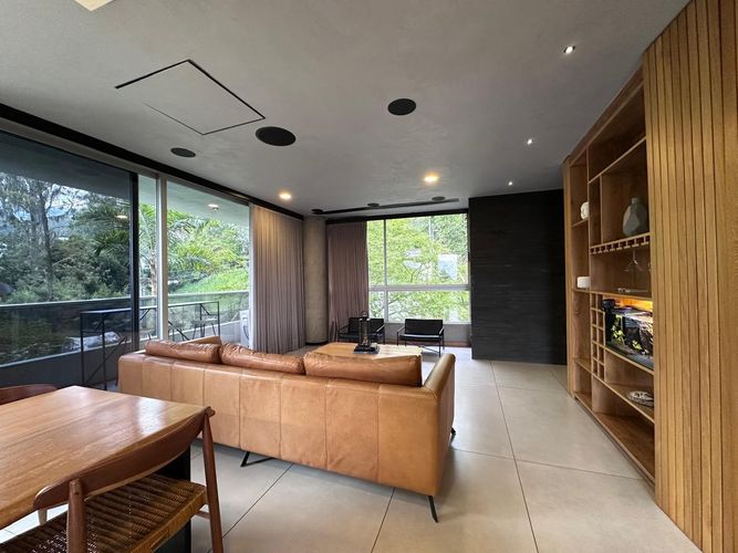 Apartamento de 1 alcoba en arriendo en El Poblado, Medellín, 110 m² · foto 2 de 20