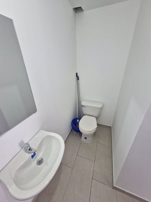 Oficina en arriendo en Sector Plaza De Bolivar, Pereira, 40 m² · foto 6 de 8