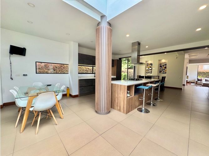 Casa de 3 alcobas en venta en Guaymaral, Bogotá, 360 m² · foto 9 de 24