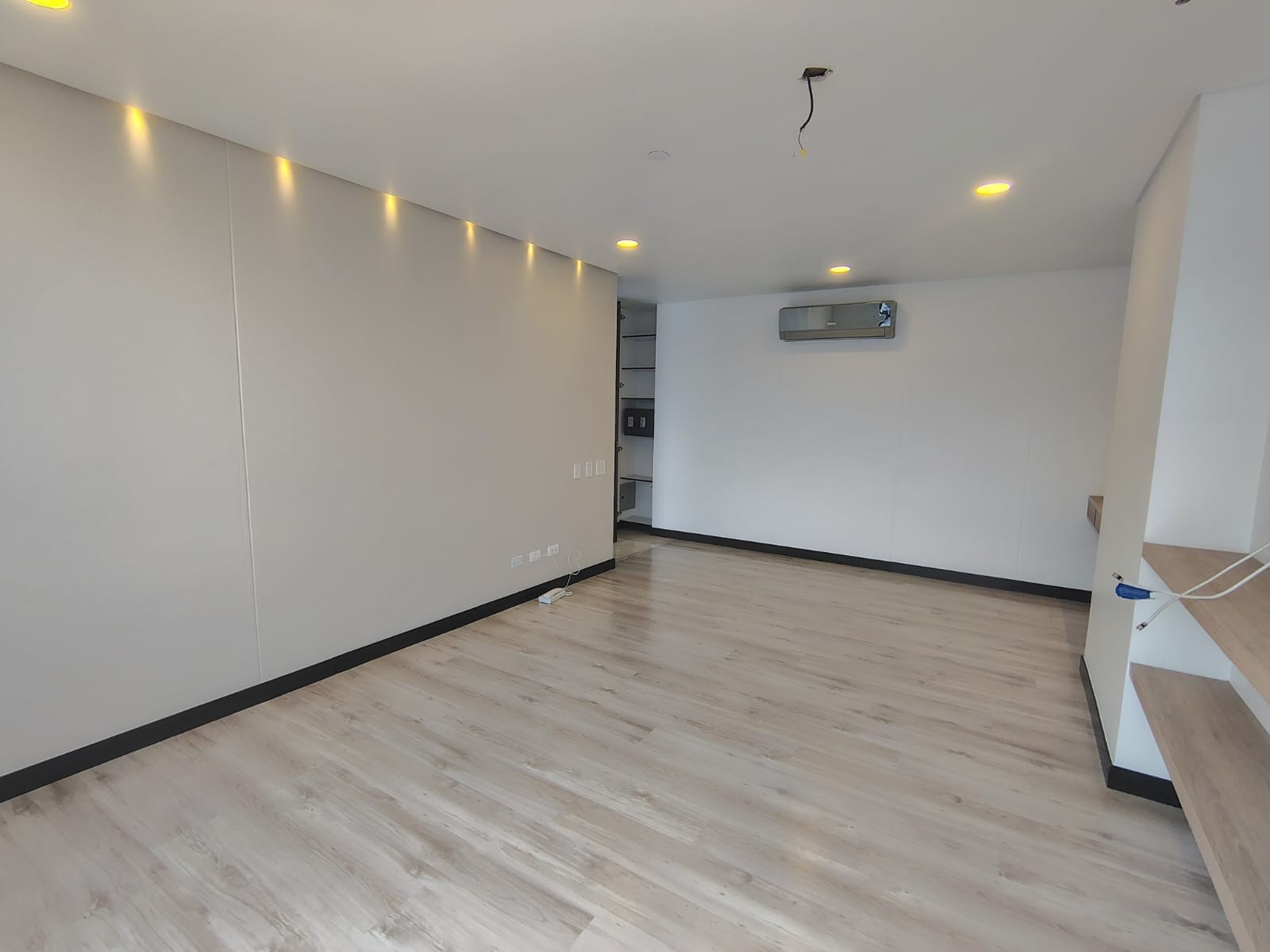 Apartamento en arriendo en El Poblado, Medellín · foto 5 de 19