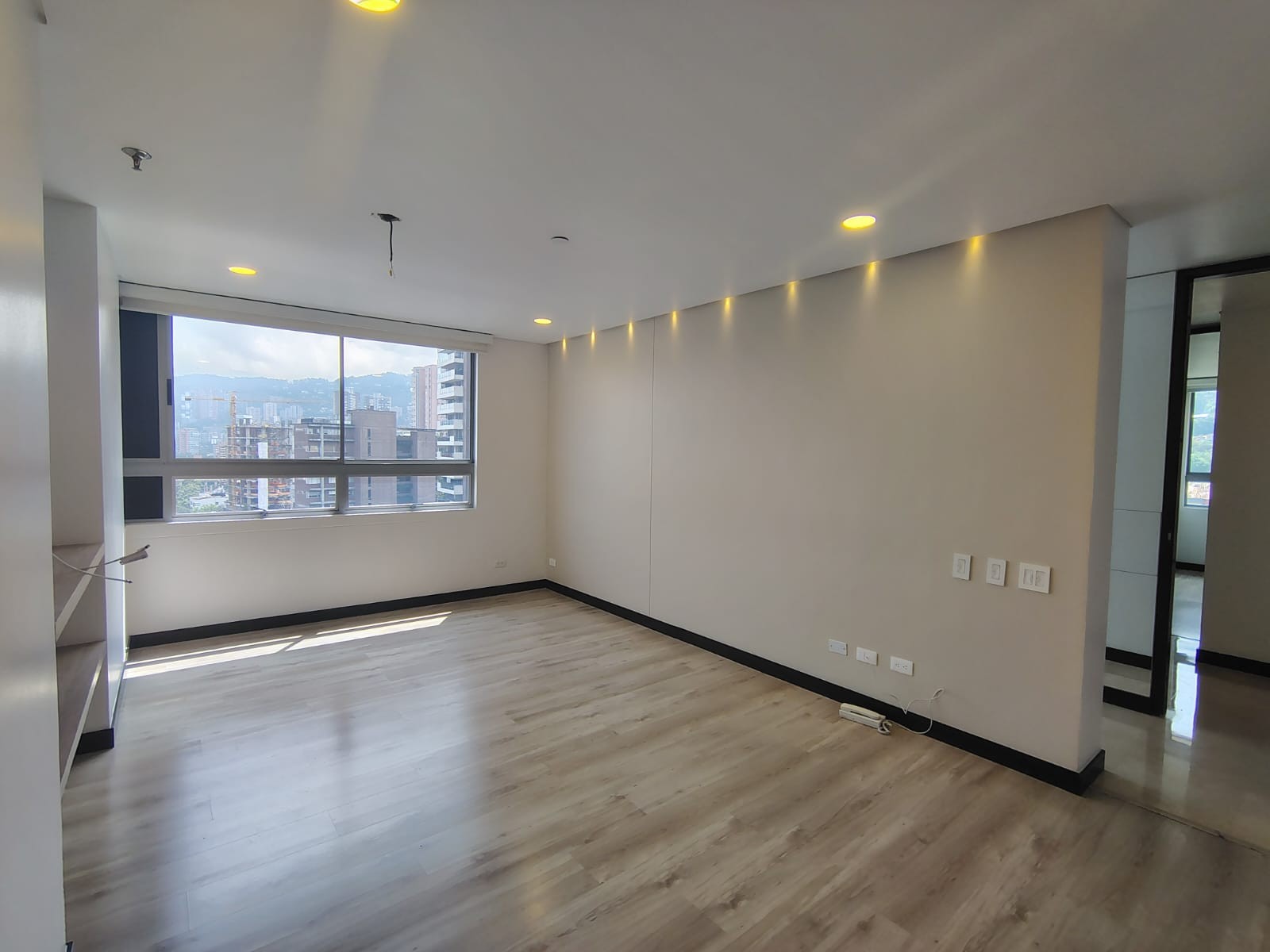 Apartamento en arriendo en El Poblado, Medellín · foto 9 de 19