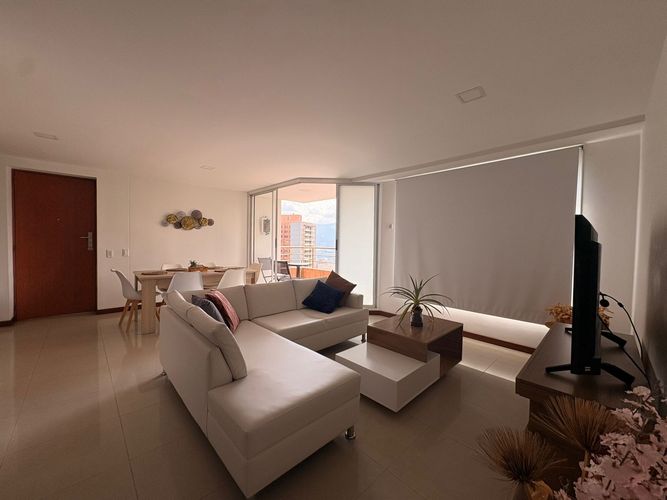Apartamento de 3 alcobas en arriendo en La Florida, Medellín, 107 m² · foto 2 de 20
