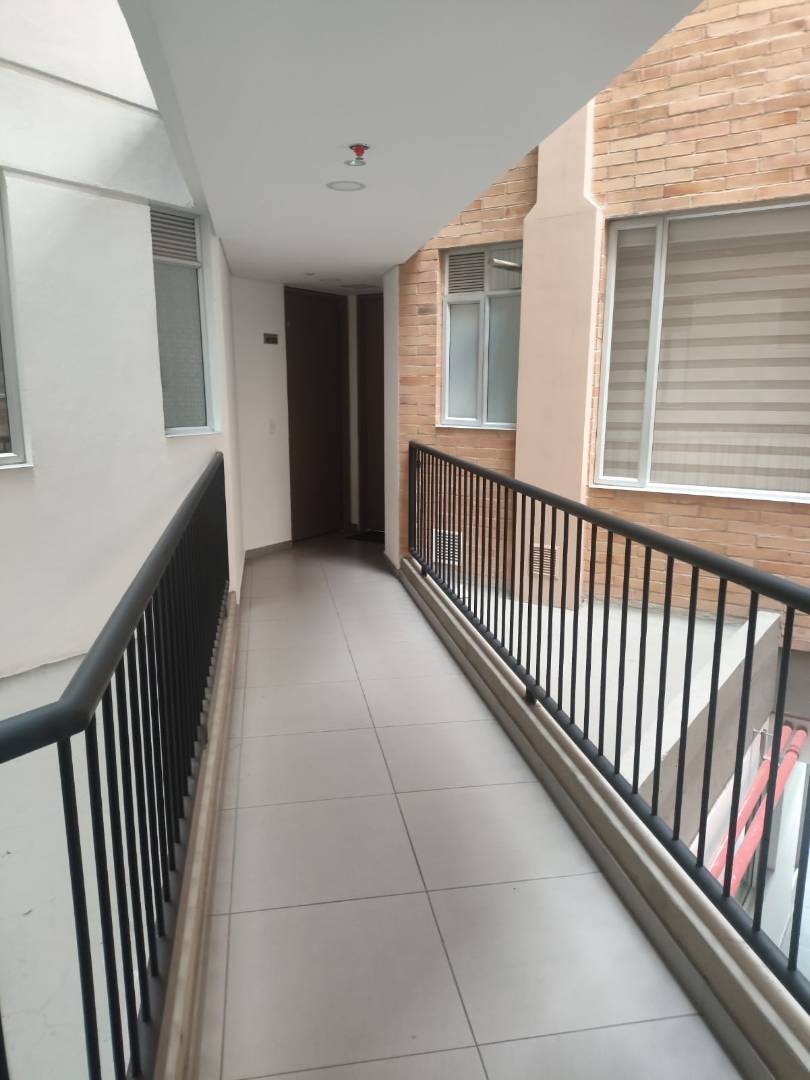 Apartamento en venta en Restrepo, Bogotá · foto 3 de 12