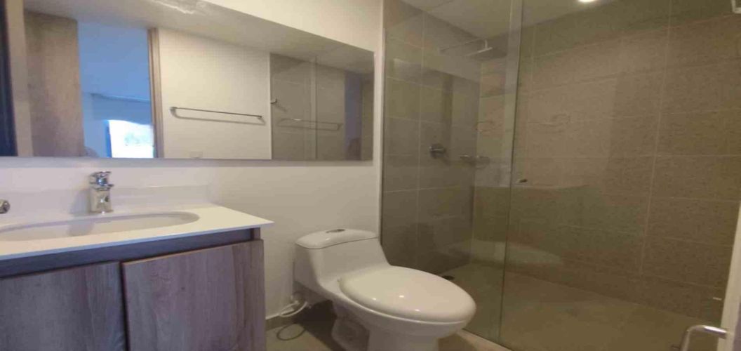 Apartamento de 2 alcobas en arriendo en San Lucas, Medellín, 76 m² · foto 10 de 11