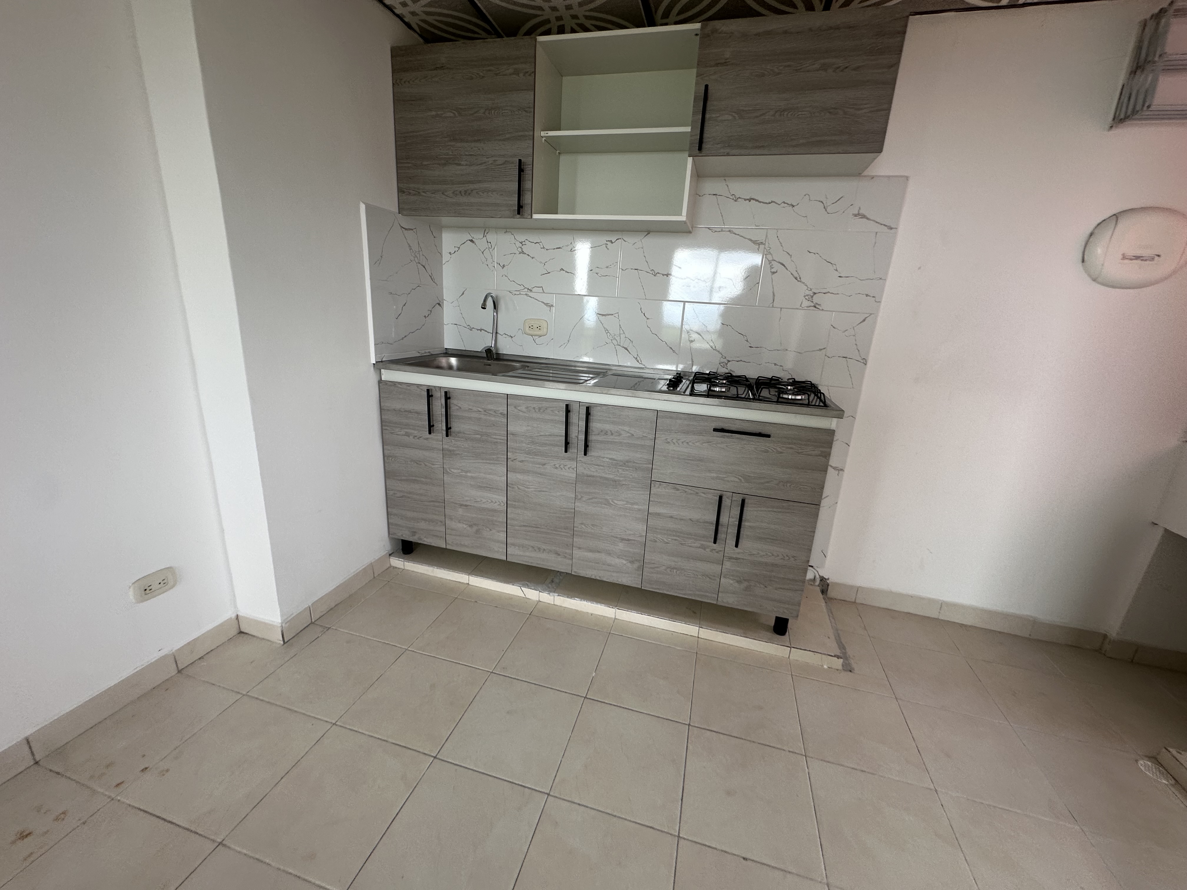 Apartamento en venta en Parque Residencial Netania, Armenia · foto 4 de 17