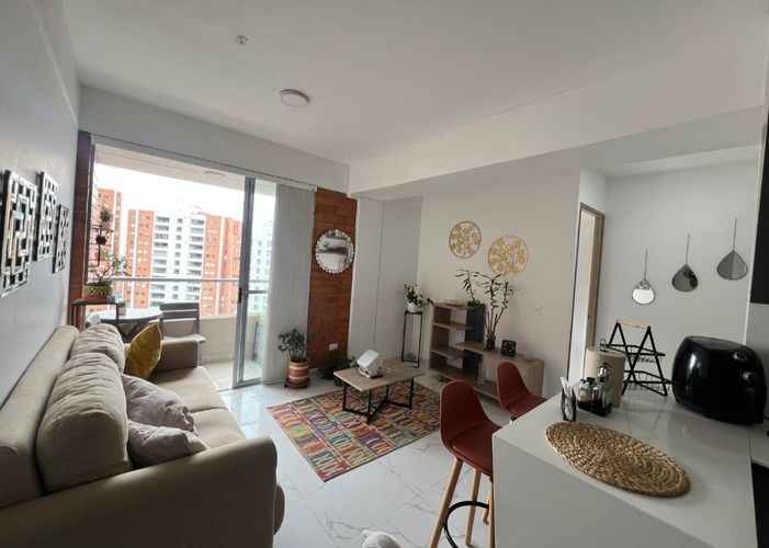 Apartamento de 2 alcobas en venta en Entreamigos, Sabaneta, 65 m² · foto 2 de 15