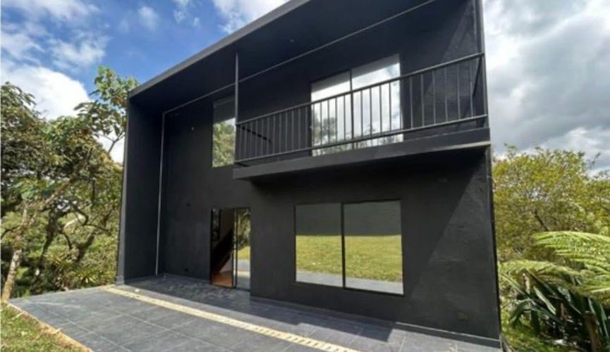 Finca en arriendo en El Porvenir, Rionegro, 110 m² · foto 2 de 13