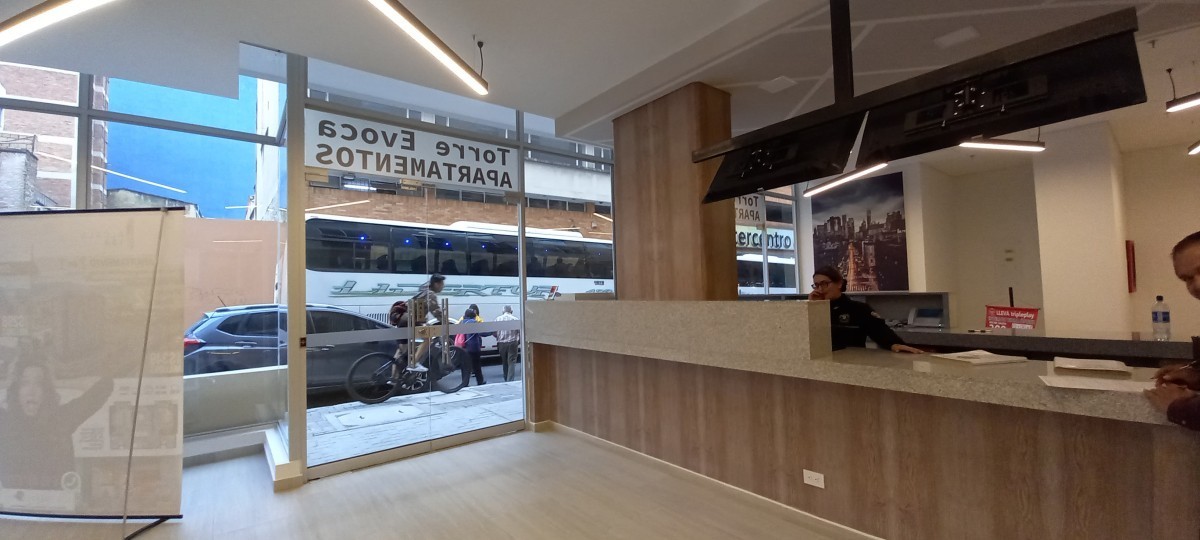 Apartamento en venta en Las Nieves, Bogotá · foto 2 de 24