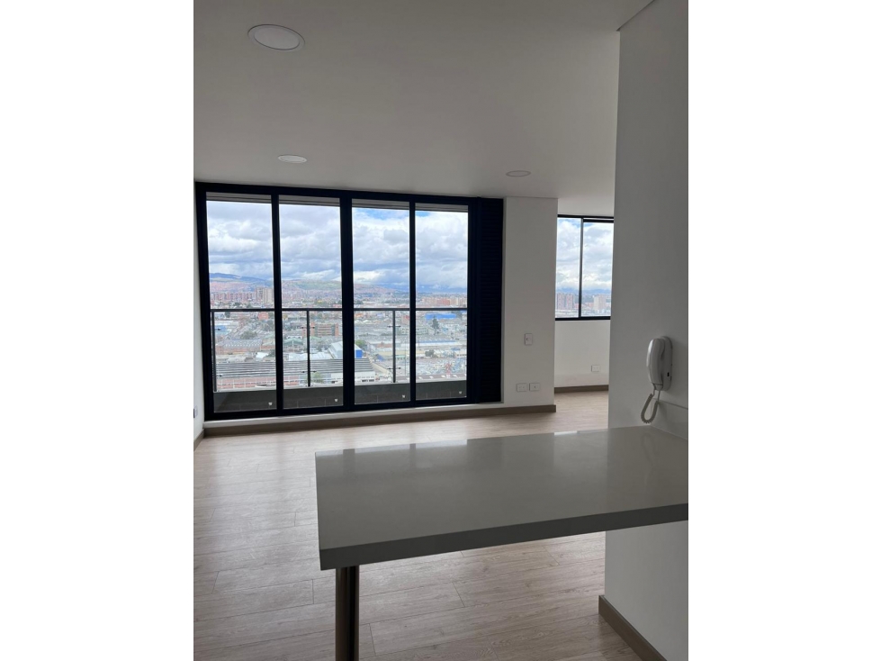 Apartamento en venta en Ciudad Salitre Oriental, Bogotá · foto 2 de 12
