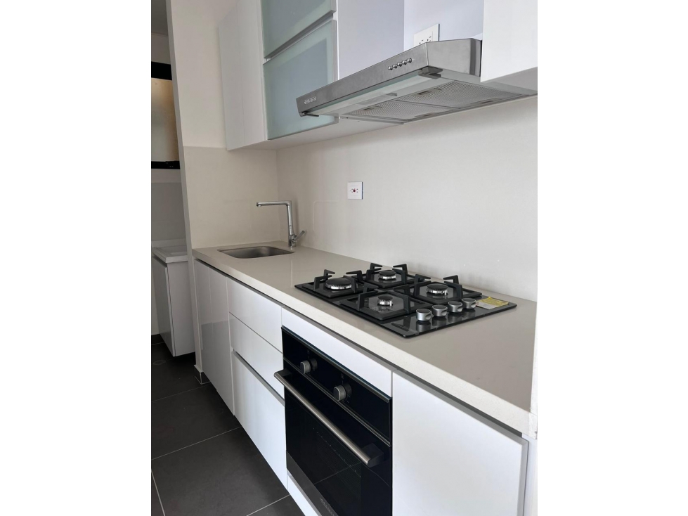 Apartamento en venta en Ciudad Salitre Oriental, Bogotá · foto 4 de 12