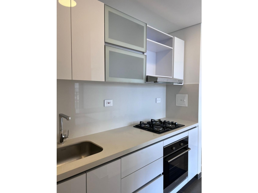 Apartamento en venta en Ciudad Salitre Oriental, Bogotá · foto 5 de 12