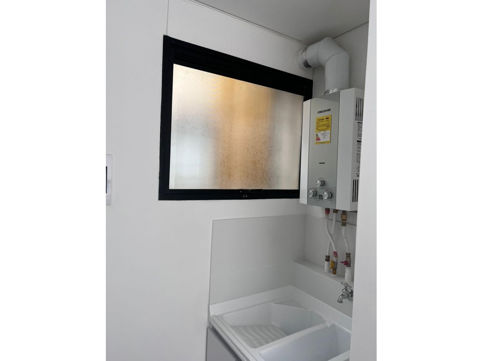 Apartamento en venta en Ciudad Salitre Oriental, Bogotá · foto 6 de 12