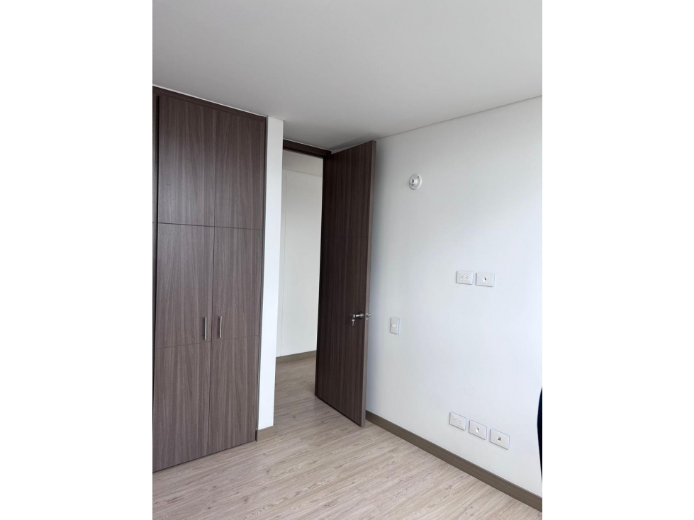 Apartamento en venta en Ciudad Salitre Oriental, Bogotá · foto 9 de 12
