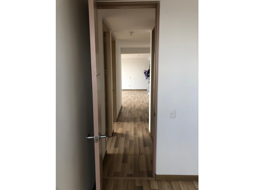 Apartamento en venta en Ciudad Alsacia, Bogotá · foto 4 de 12