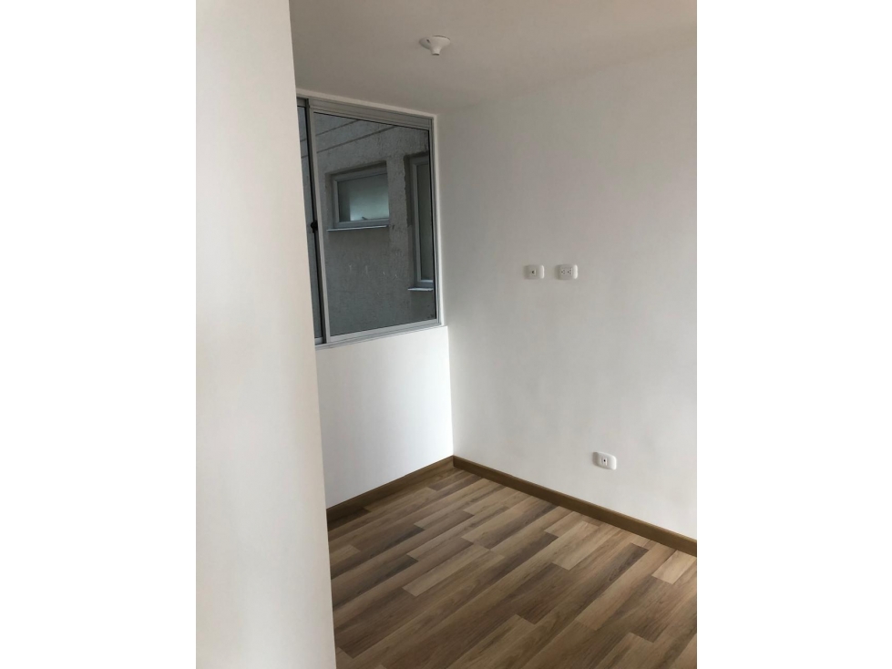 Apartamento en venta en Ciudad Alsacia, Bogotá · foto 9 de 12
