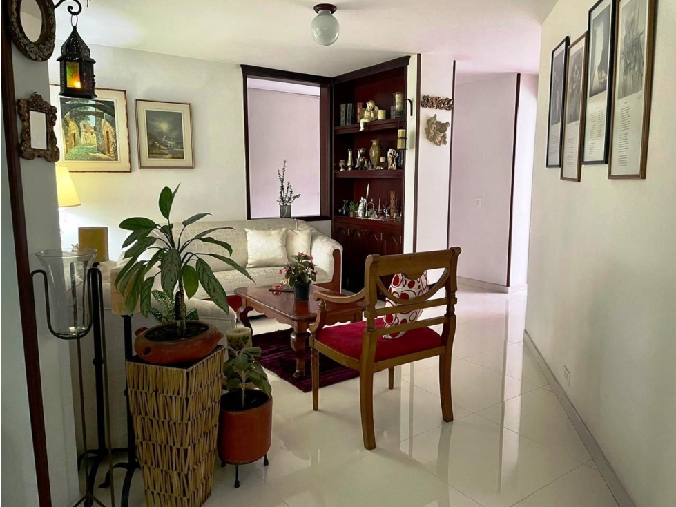 Apartamento en venta en Alferez Real, Cali · foto 10 de 18