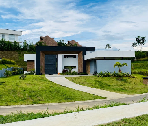 Casa en venta en Cerritos, Pereira · foto 2 de 3