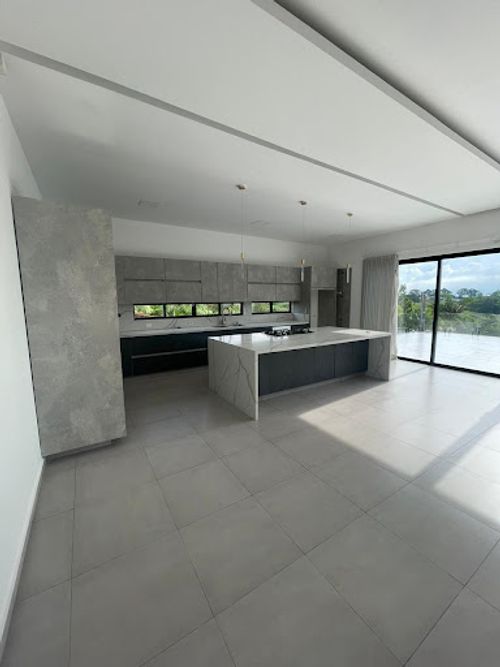 Casa de 4 alcobas en venta en Tribunas Corcega, Pereira, 400 m² · foto 2 de 24