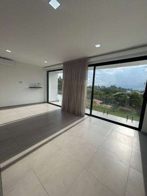 Casa de 4 alcobas en venta en Tribunas Corcega, Pereira, 400 m² · foto 4 de 24