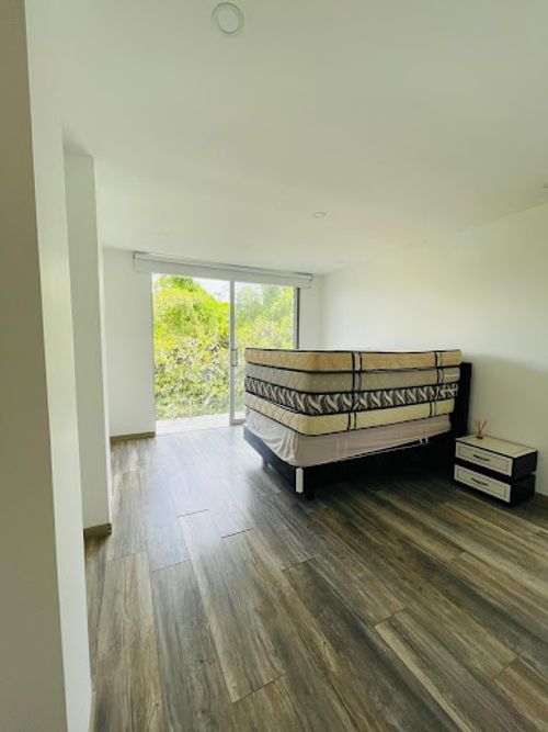 Casa de 5 alcobas en venta en Tribunas Corcega, Pereira, 427 m² · foto 18 de 24
