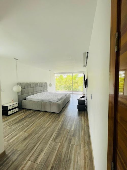 Casa de 5 alcobas en venta en Tribunas Corcega, Pereira, 427 m² · foto 22 de 24
