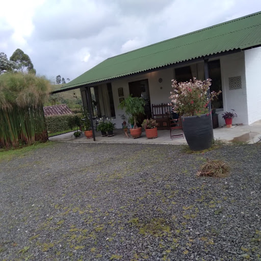 Casa en venta en Tribunas Corcega, Pereira · foto 5 de 21