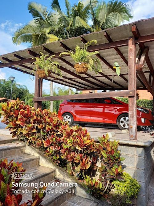 Casa de 4 alcobas en venta en Sector Plaza De Bolivar, Pereira, 300 m² · foto 3 de 24