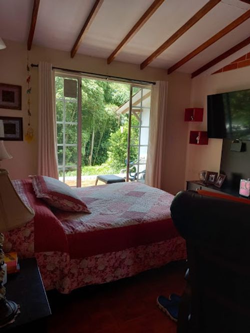 Casa de 4 alcobas en venta en Sector Plaza De Bolivar, Pereira, 300 m² · foto 8 de 24