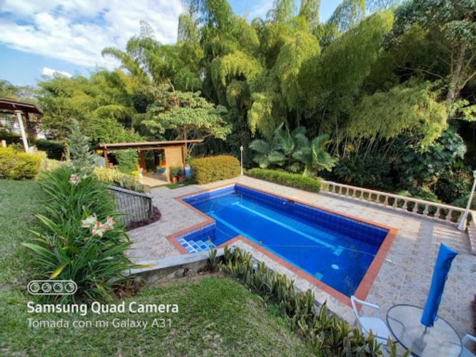 Casa de 4 alcobas en venta en Sector Plaza De Bolivar, Pereira, 300 m² · foto 18 de 24