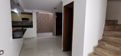Casa en venta en Bosques De Santa Elena, Pereira · foto 4 de 24