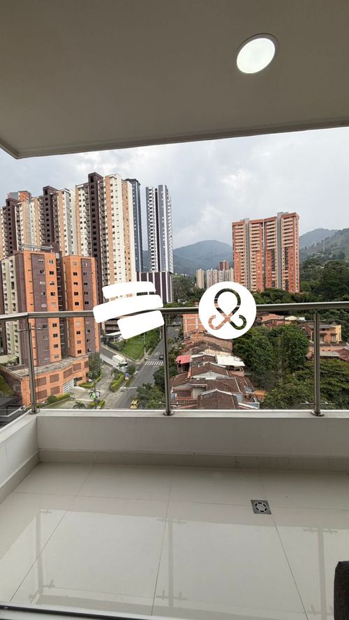 Apartamento de 3 alcobas en venta en Loma De La Doctora, Sabaneta, 56 m² · foto 11 de 24