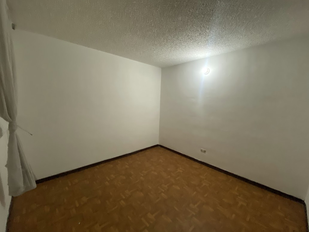 Apartamento en venta en Normandia, Bogotá · foto 12 de 24