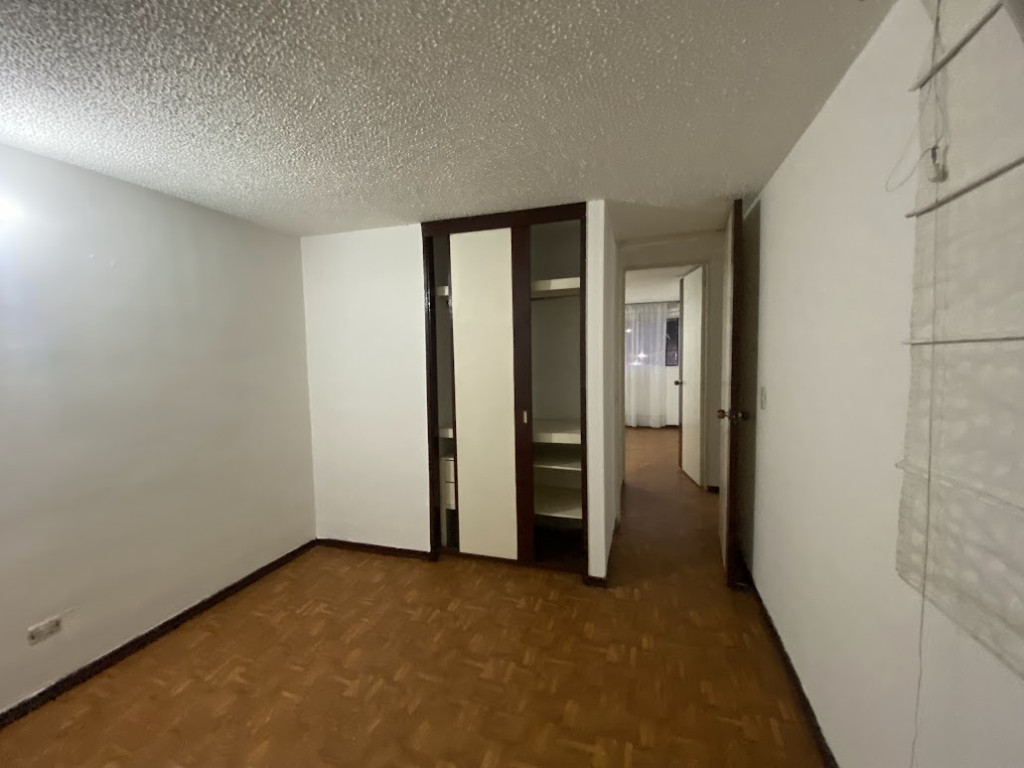 Apartamento en venta en Normandia, Bogotá · foto 13 de 24