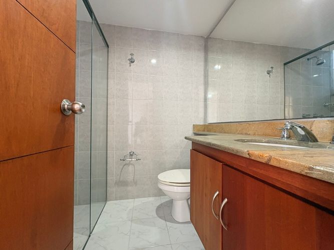 Apartamento de 3 alcobas en arriendo en El Poblado, Medellín, 142 m² · foto 17 de 18