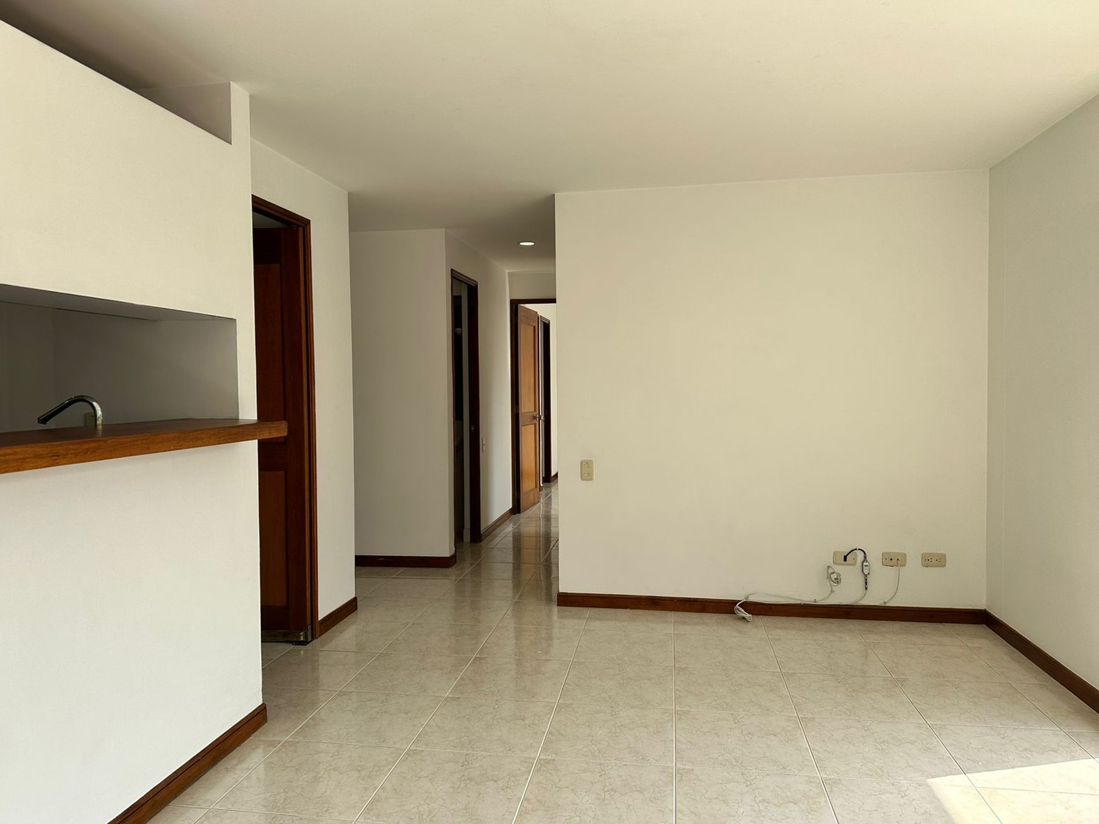 Apartamento en arriendo en El Poblado, Medellín · foto 4 de 15