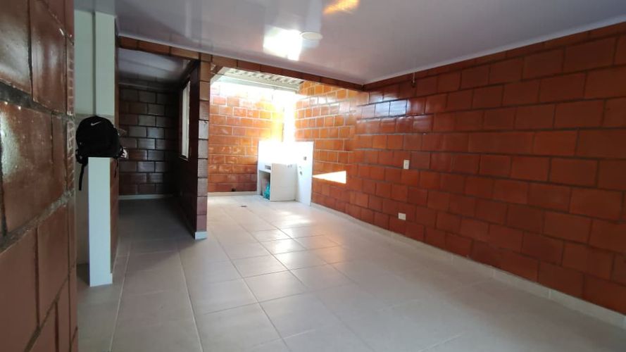 Casa de 2 alcobas en venta en San Isidro, Jamundí, 70 m² · foto 7 de 16