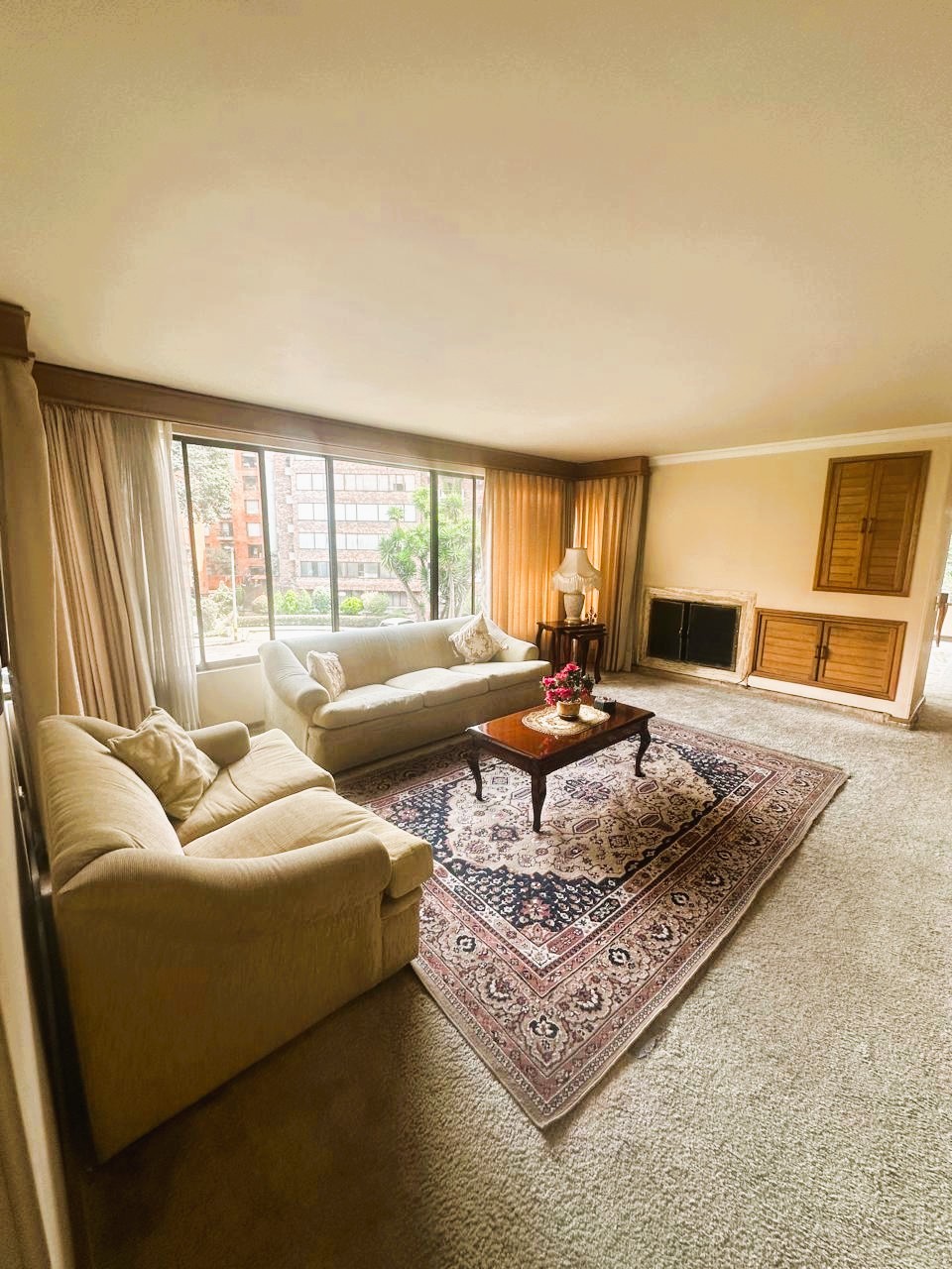 Apartamento en venta en La Carolina, Bogotá · foto 3 de 20