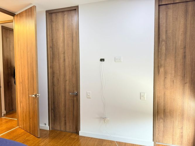 Apartamento de 3 alcobas en arriendo en El Poblado, Medellín, 198 m² · foto 12 de 19