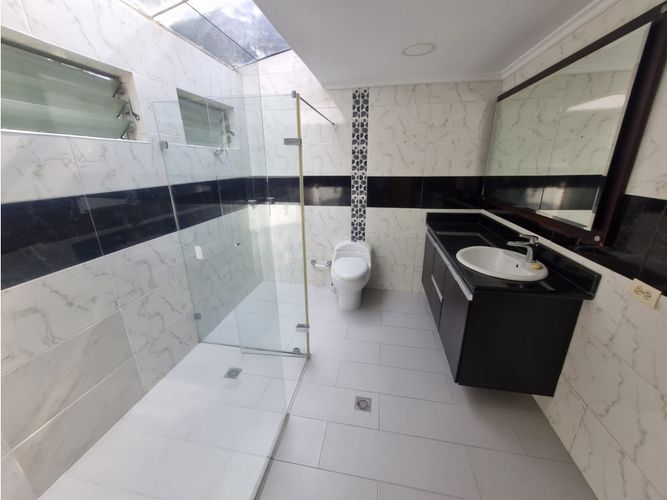 Casa de 4 alcobas en venta en Calasanz, Medellín, 150 m² · foto 21 de 22