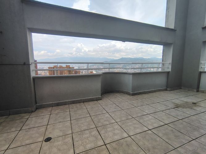 Apartamento de 3 alcobas en arriendo en El Poblado, Medellín, 112 m² · foto 19 de 19