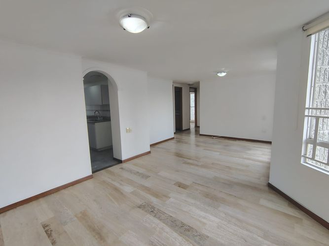 Apartamento de 3 alcobas en arriendo en El Poblado, Medellín, 112 m² · foto 3 de 19