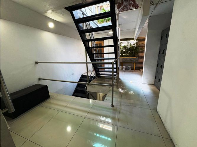 Edificio en arriendo en Primitivo Crespo, Cali, 480 m² · foto 9 de 24