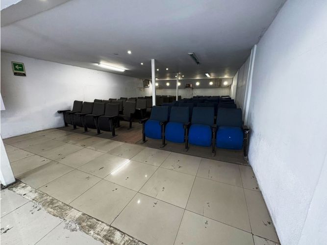 Edificio en arriendo en Primitivo Crespo, Cali, 480 m² · foto 11 de 24