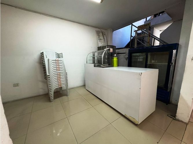 Edificio en arriendo en Primitivo Crespo, Cali, 480 m² · foto 18 de 24