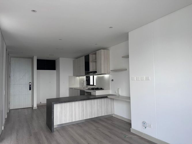 Apartamento de 1 alcoba en arriendo en El Poblado, Medellín, 56 m² · foto 6 de 13