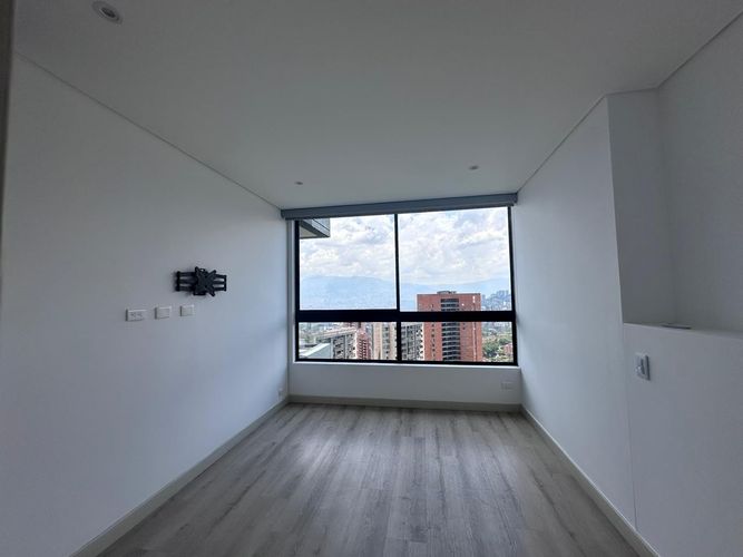 Apartamento de 1 alcoba en arriendo en El Poblado, Medellín, 56 m² · foto 11 de 13