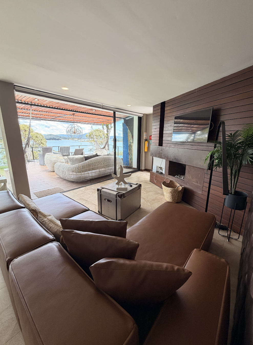 2BR Apartment in Los naranjos (186 m²) - 2