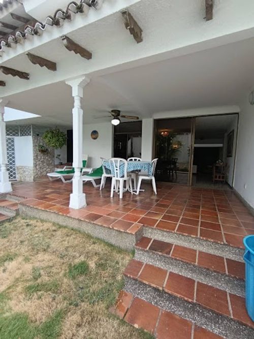 Casa de 5 alcobas en venta en Ciudad Jardin, Cali, 496 m² · foto 22 de 24