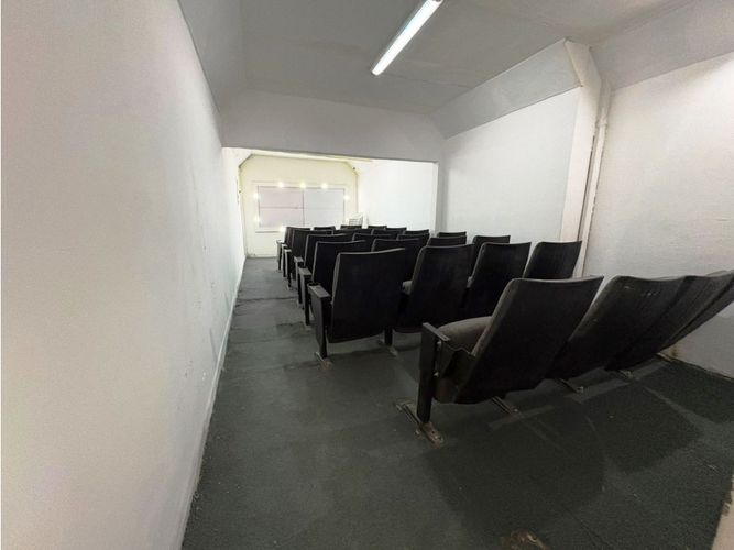Edificio en venta en Primitivo Crespo, Cali, 480 m² · foto 15 de 24
