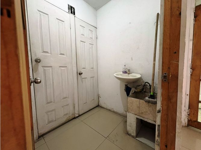 Edificio en venta en Primitivo Crespo, Cali, 480 m² · foto 20 de 24